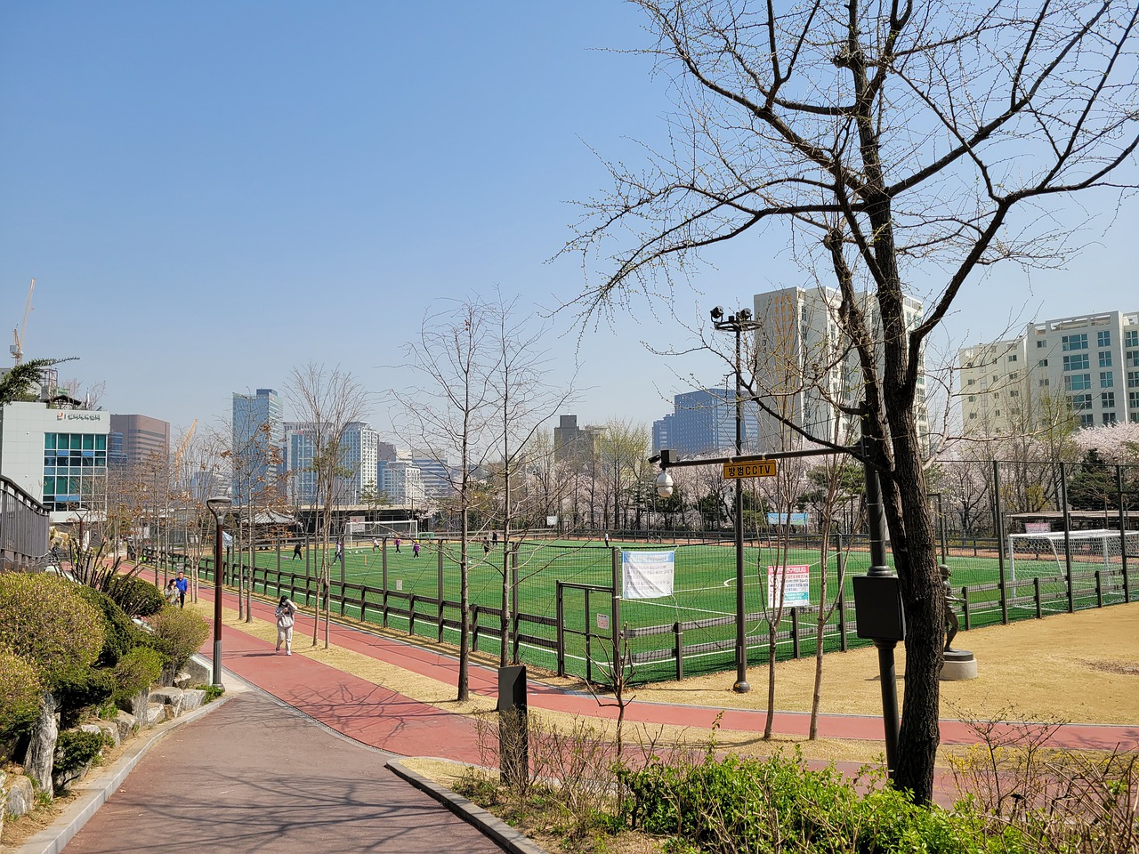 皇马需要确 皇马需要确